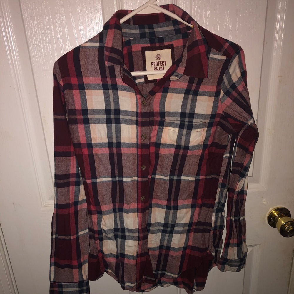 Women’s plaid shirt